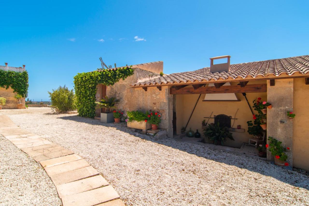Finca Agroturismo Es Pujol Santanyi Exterior photo